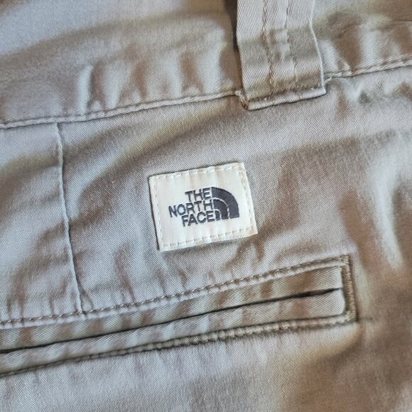 The North Face Bermuda Shorts Womens 12 Tan Brown Cotton Stretch Outdoors Hike - Picture 11 of 13